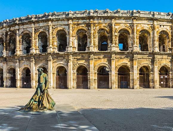 Nîmes